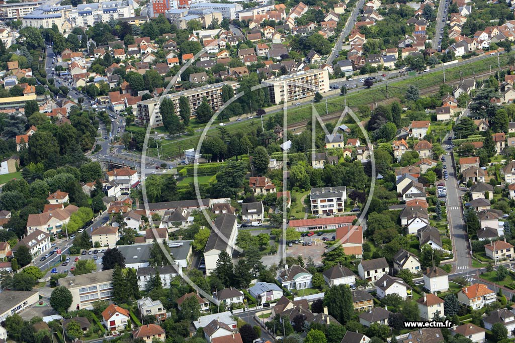 Photo arienne de Combs-la-Ville (Beau Soleil)
