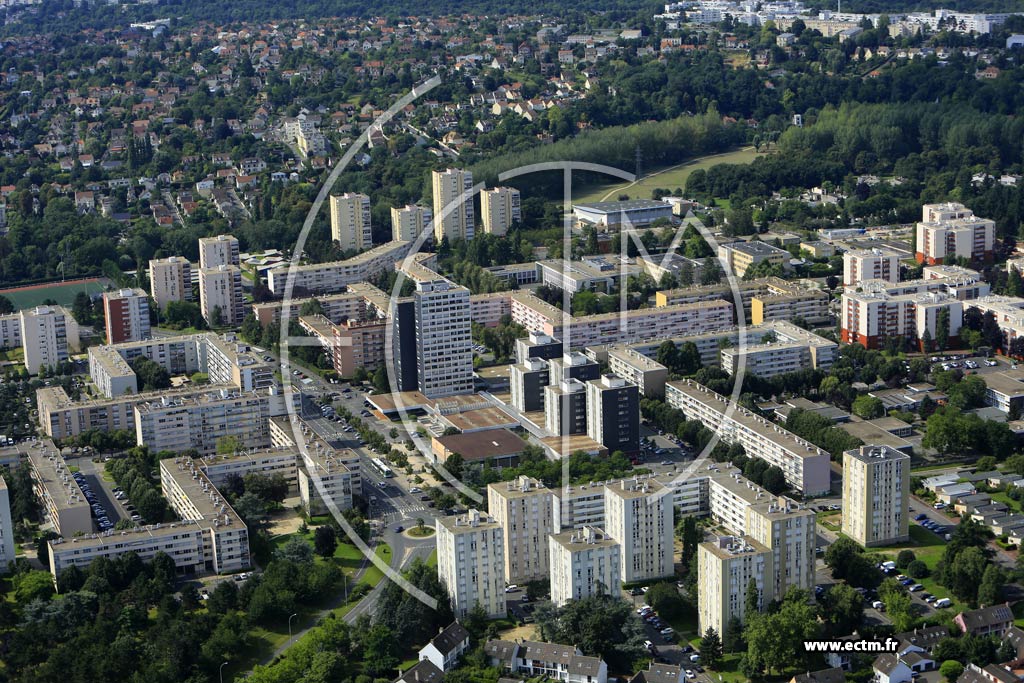 Photo arienne de pinay-sous-Snart (la Plaine - les Cinastes)