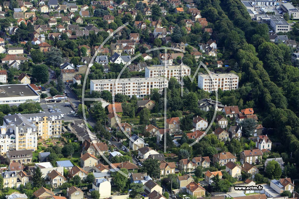Photo arienne de Montgeron (le Point du Jour)