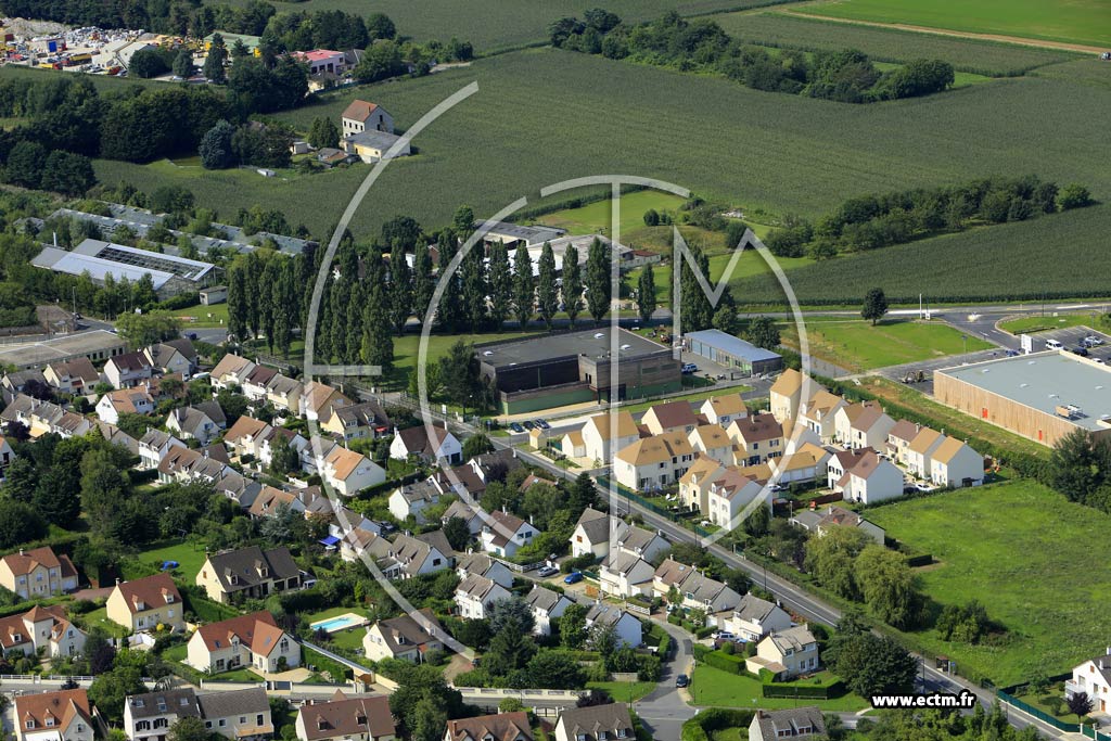 Photo arienne de Prigny (la Champagne)