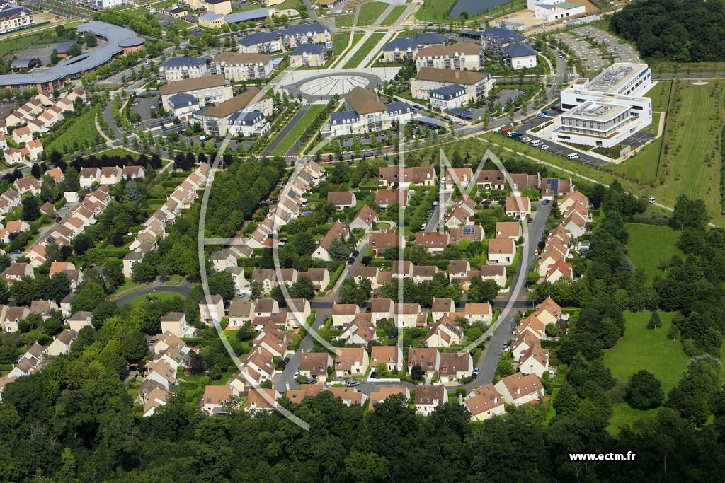 Photo arienne de Saint-Pierre-du-Perray (Domaine du Perray)