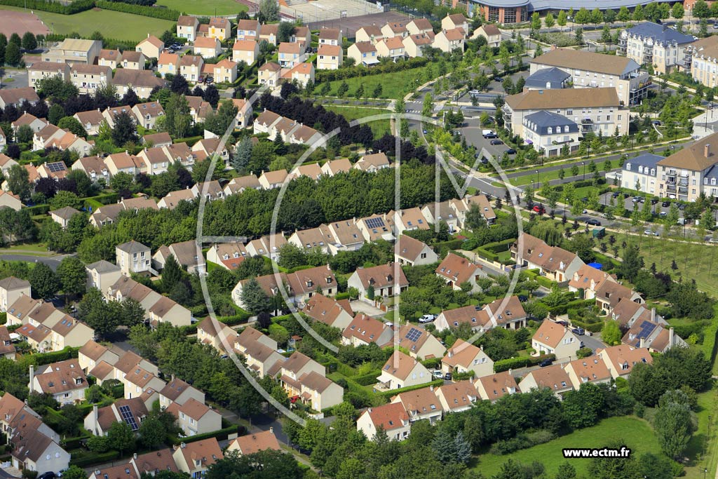 Photo arienne de Saint-Pierre-du-Perray (Domaine du Perray)