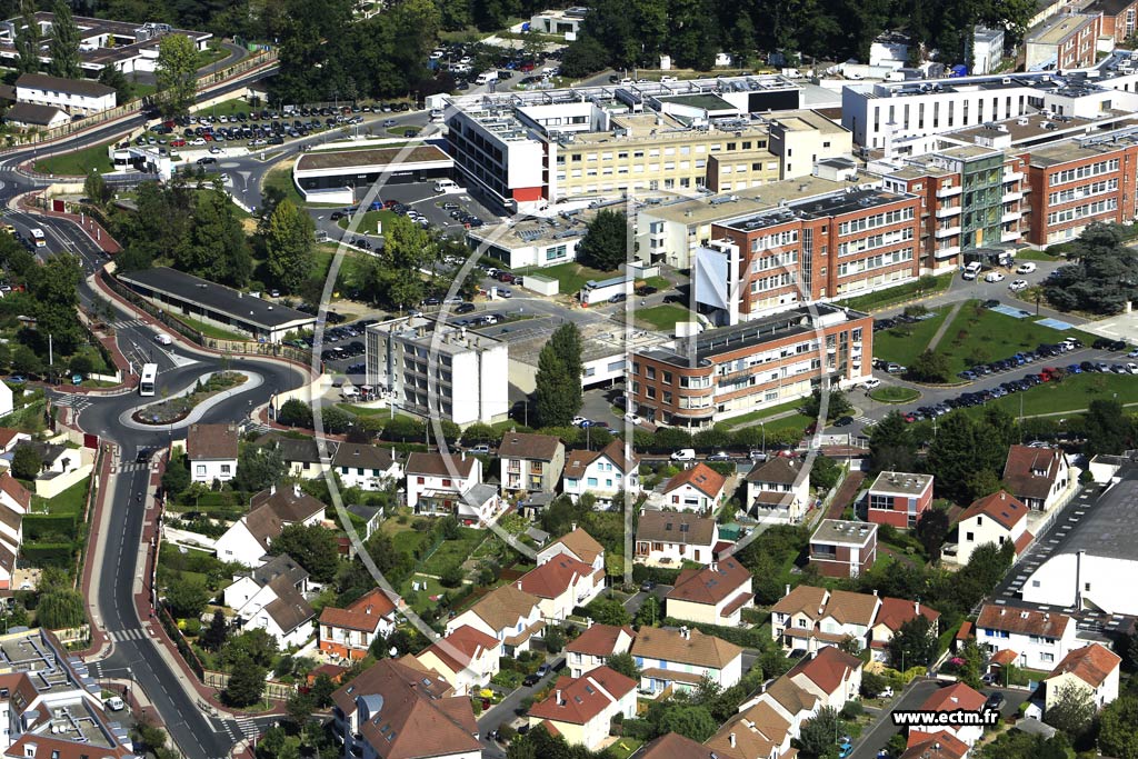 Photo arienne de Eaubonne (le Gros Noyer)