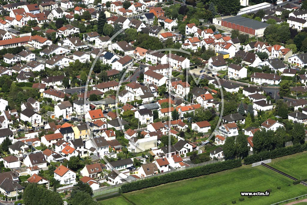 Photo arienne de Eaubonne (les Franchises)