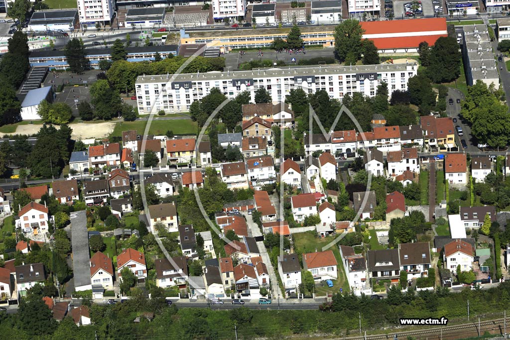 Photo arienne de pinay-sur-Seine