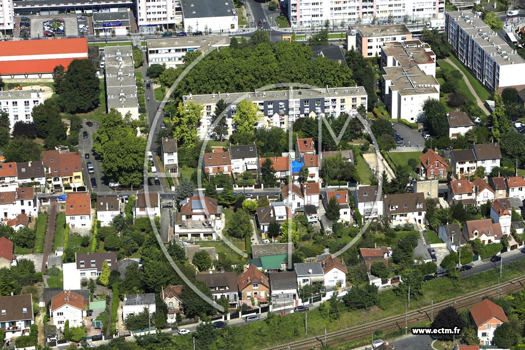 Photo arienne de pinay-sur-Seine
