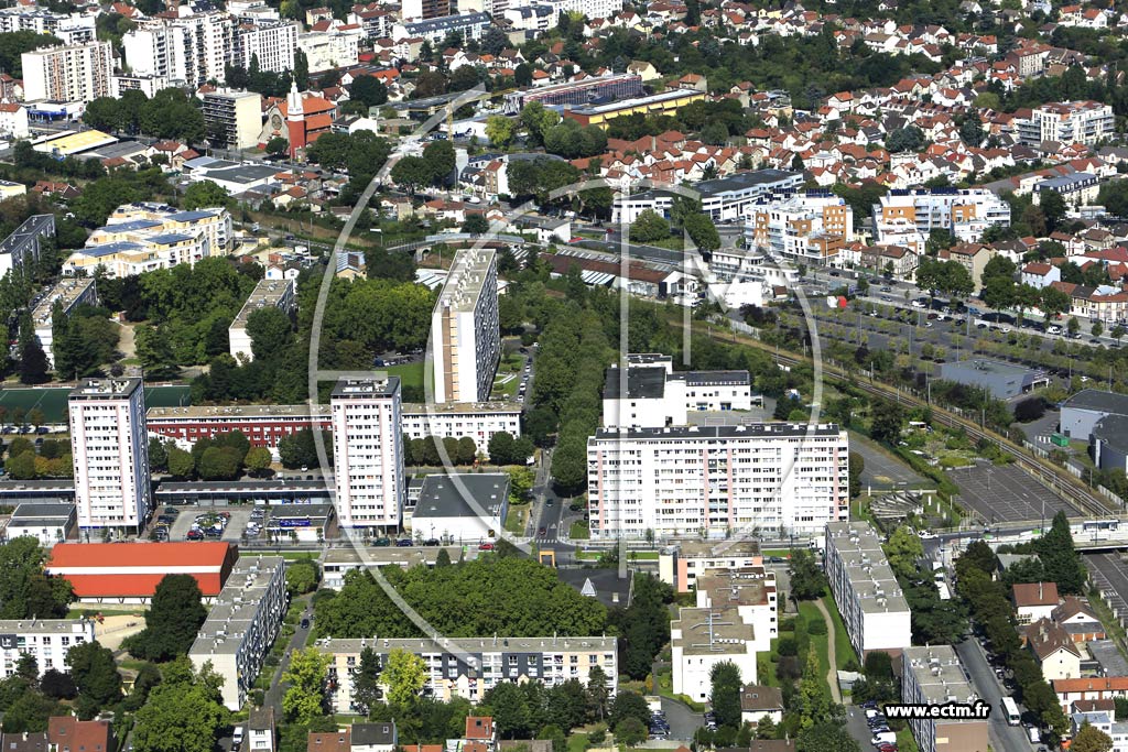 Photo arienne de pinay-sur-Seine