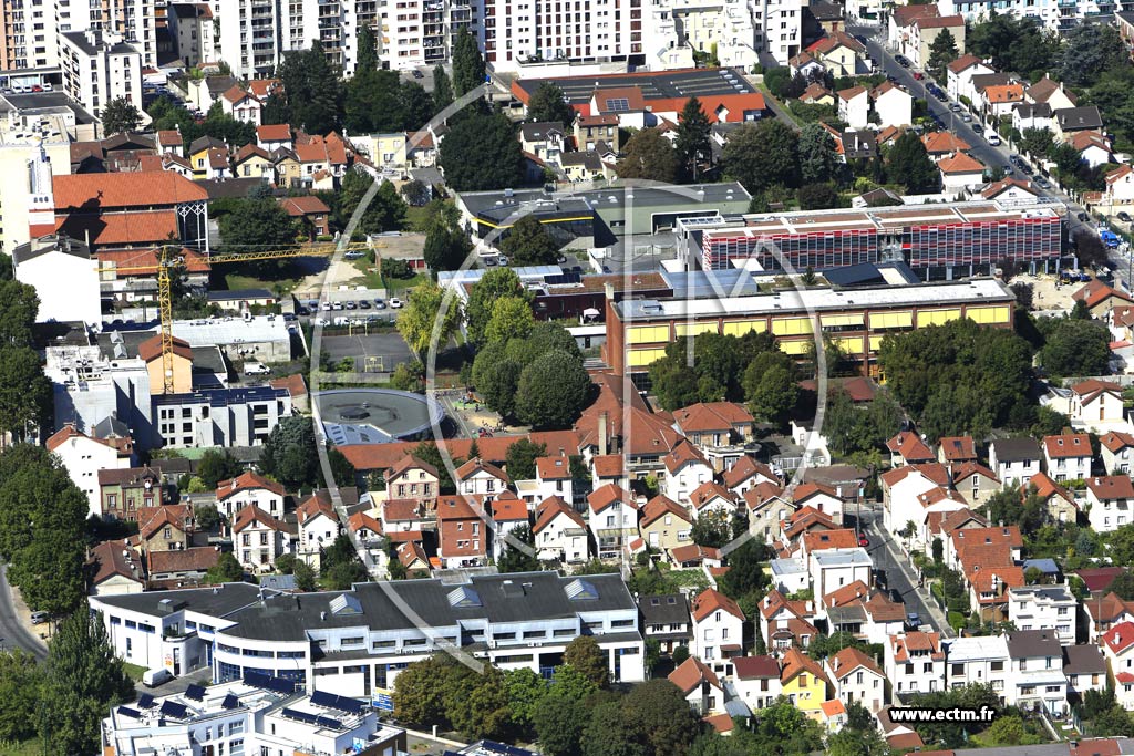 Photo arienne de pinay-sur-Seine