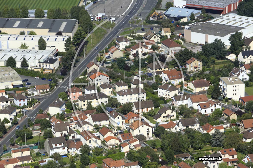 Photo arienne de Ermont (les Rossignaux)