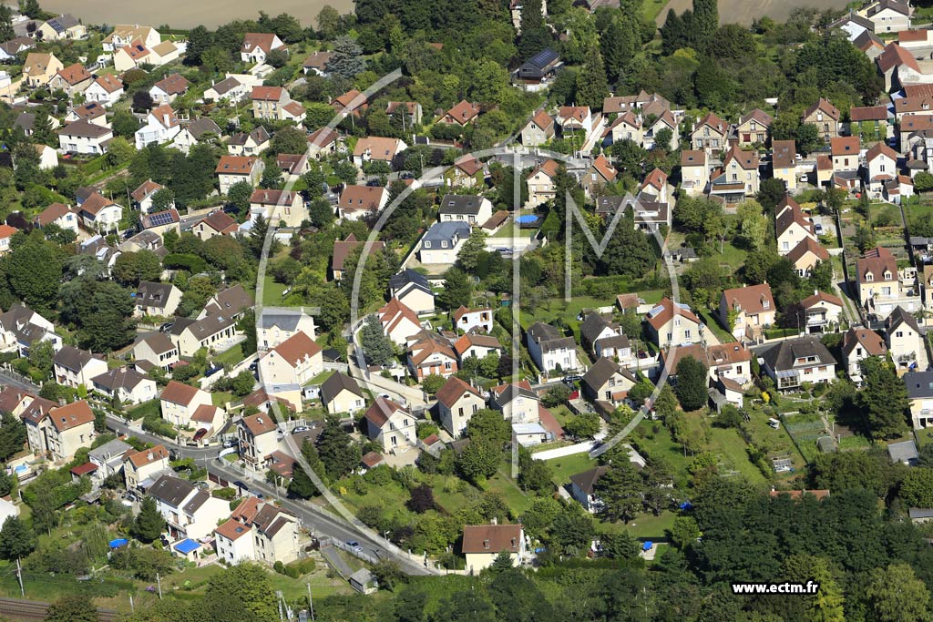 Photo arienne de Mry-sur-Oise (Sognolles)