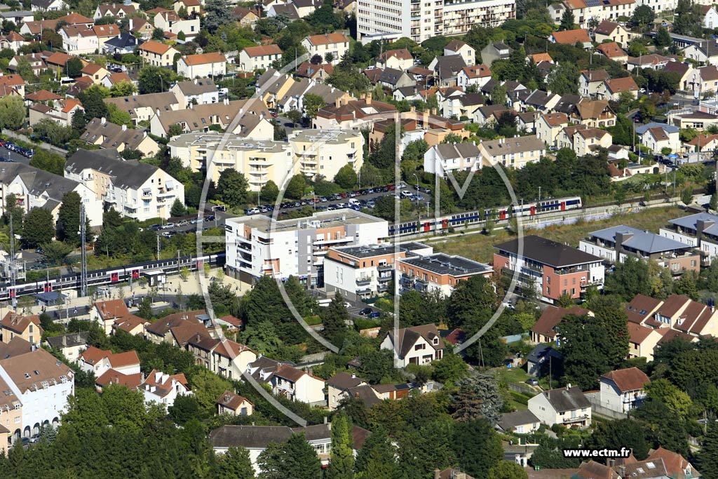 Photo arienne de Montigny-ls-Cormeilles (la Croix Blanche)