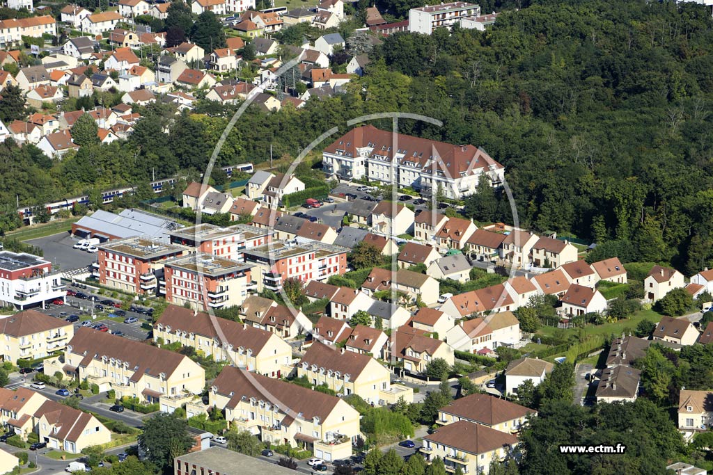 Photo arienne de Montigny-ls-Cormeilles (la Croix Blanche)