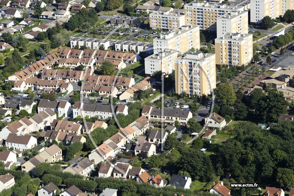 Photo arienne de Montigny-ls-Cormeilles (la Prsente)