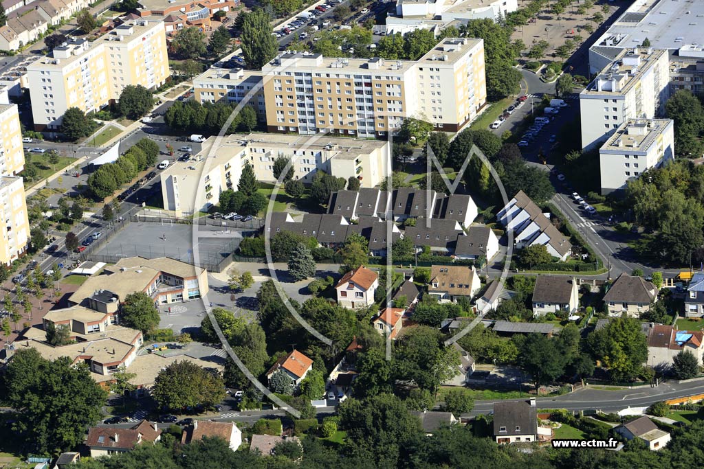 Photo arienne de Montigny-ls-Cormeilles (la Prsente)