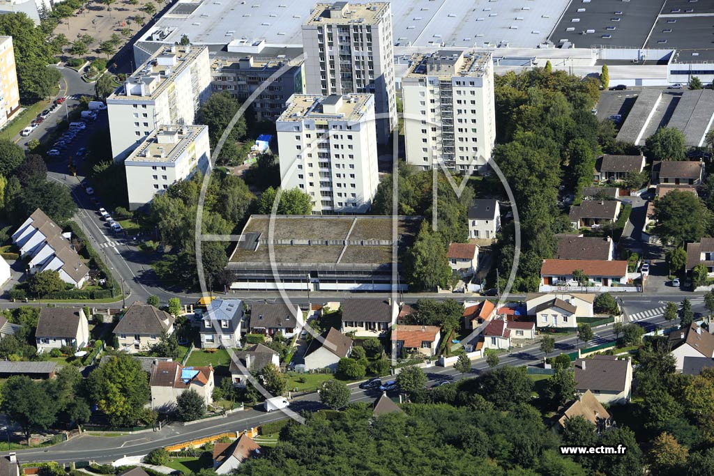 Photo arienne de Montigny-ls-Cormeilles (la Prsente)
