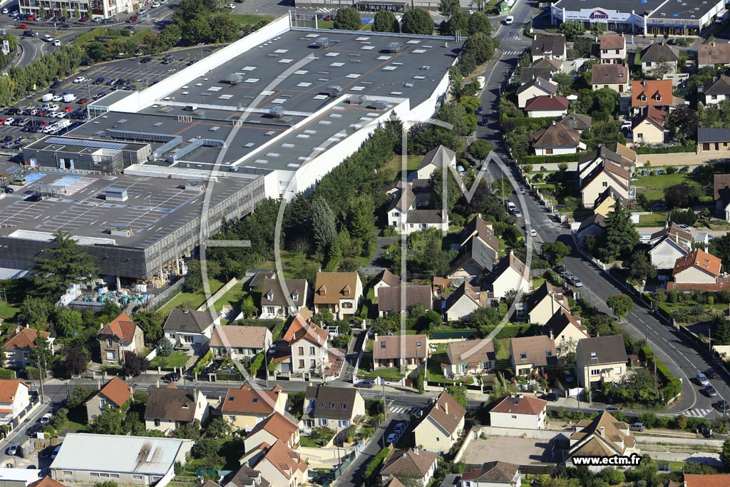 Photo arienne de Montigny-ls-Cormeilles (le Pav de Montigny)