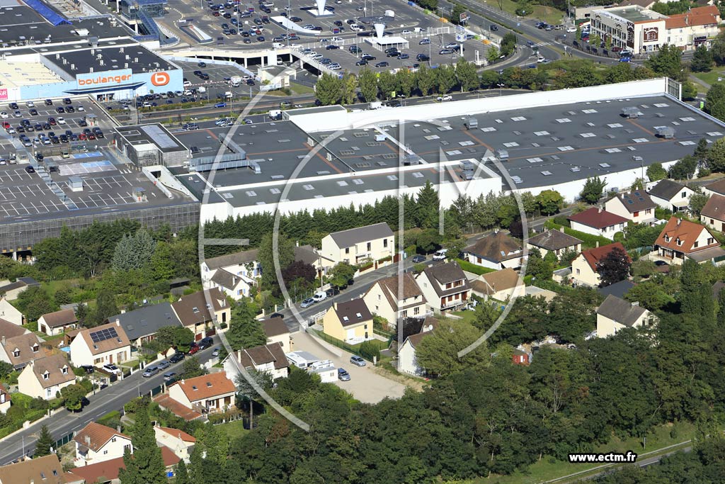 Photo arienne de Montigny-ls-Cormeilles (le Pav de Montigny)