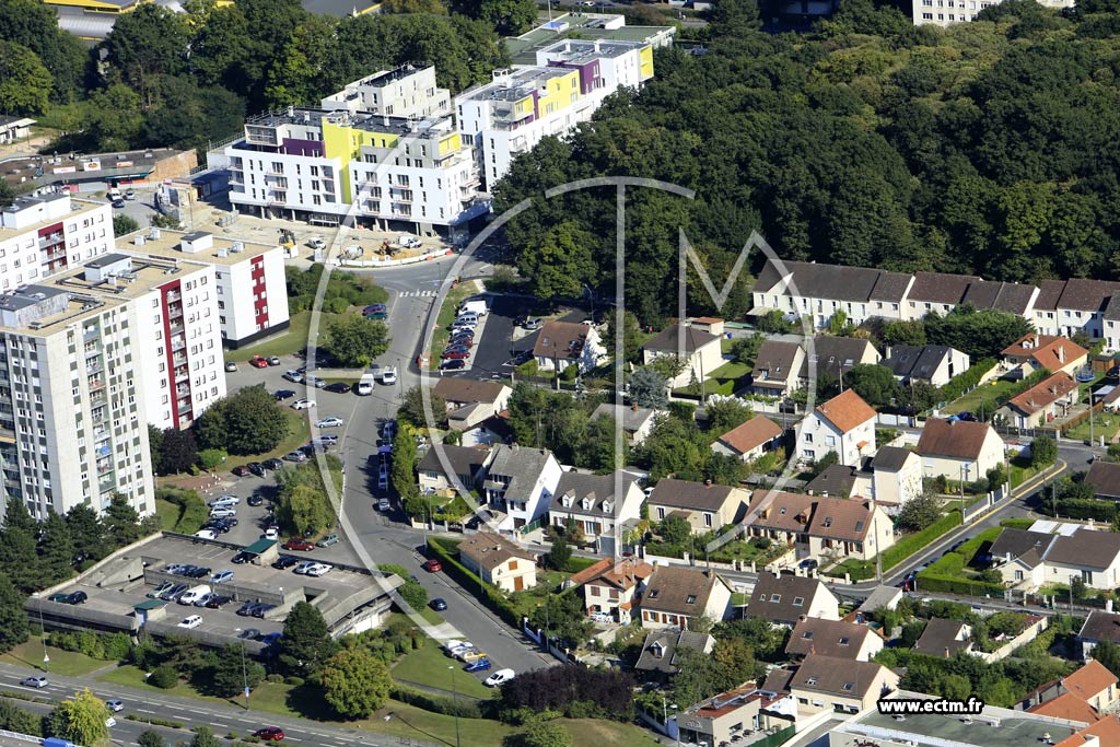 Photo arienne de Montigny-ls-Cormeilles (le Pav de Montigny)