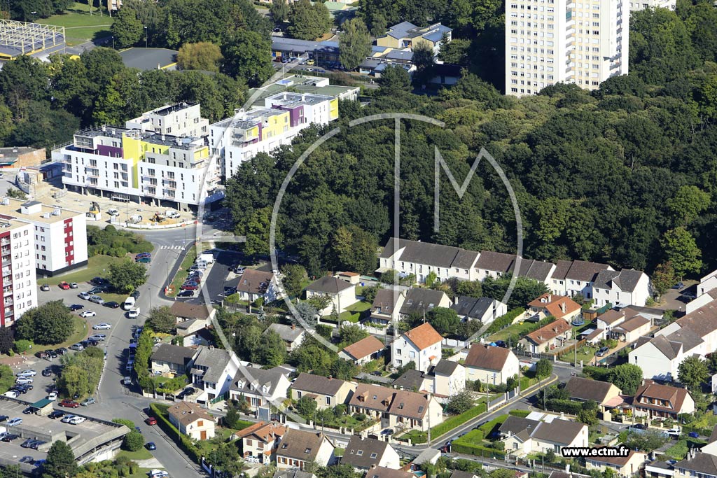 Photo arienne de Montigny-ls-Cormeilles (le Pav de Montigny)