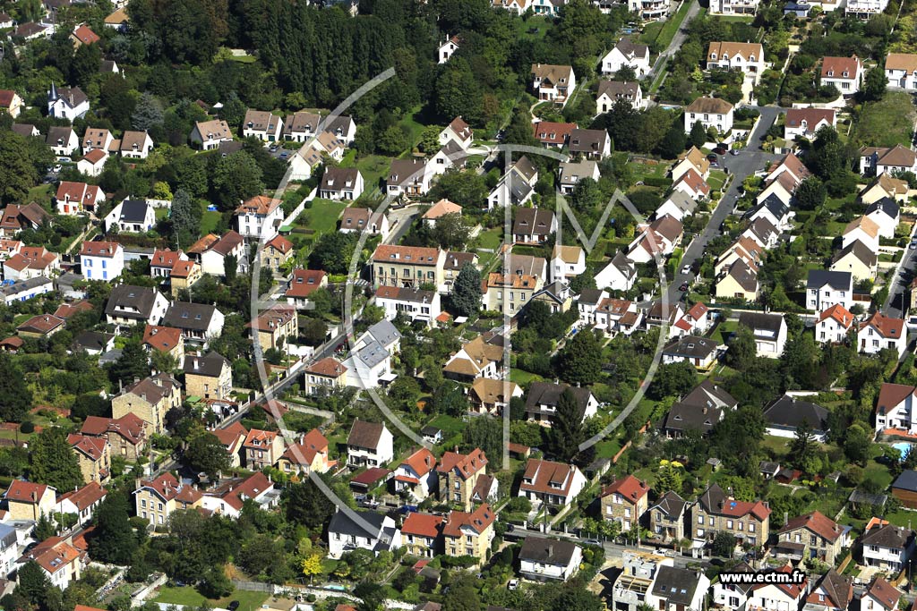 Photo arienne de Saint-Leu-la-Fort