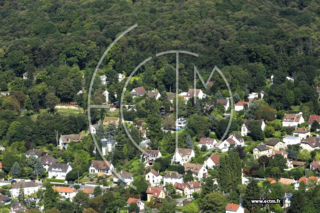 Photo arienne de Saint-Leu-la-Fort