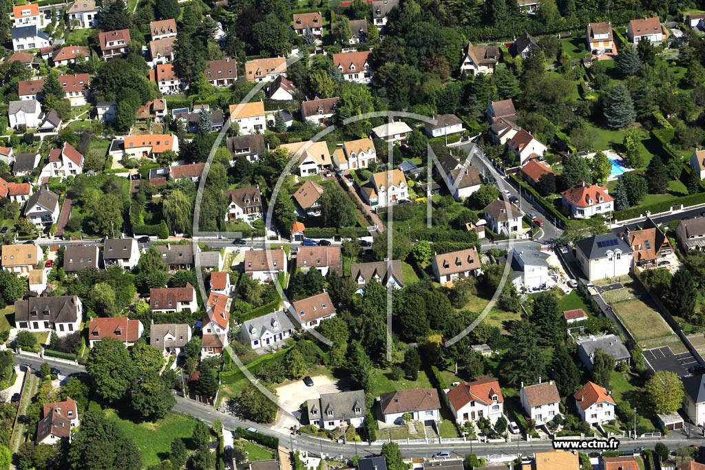 Photo arienne de Saint-Leu-la-Fort