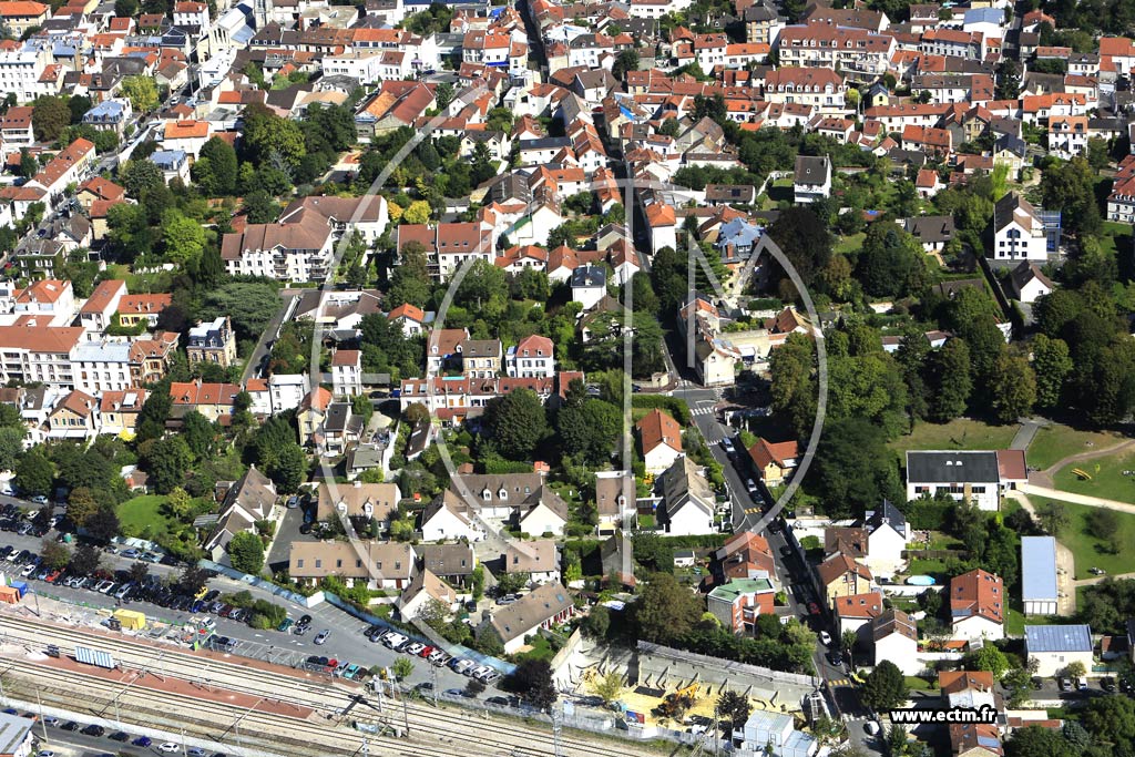 Photo arienne de Saint-Leu-la-Fort (Centre)