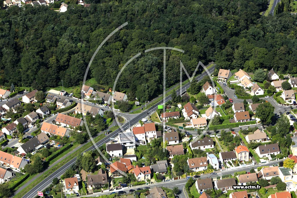 Photo arienne de Saint-Leu-la-Fort (les Chardonnais)