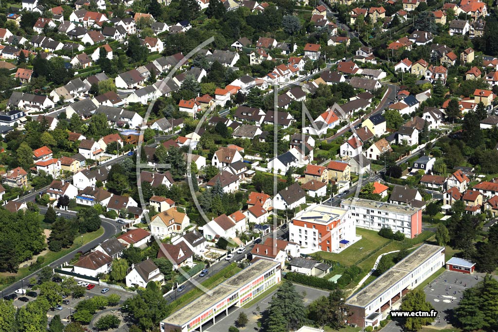 Photo arienne de Saint-Leu-la-Fort (les Naudires)