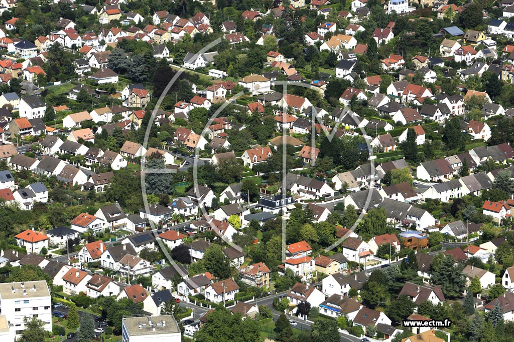Photo arienne de Saint-Leu-la-Fort (les Quartiers)