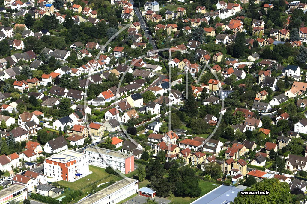 Photo arienne de Saint-Leu-la-Fort (les Quartiers)