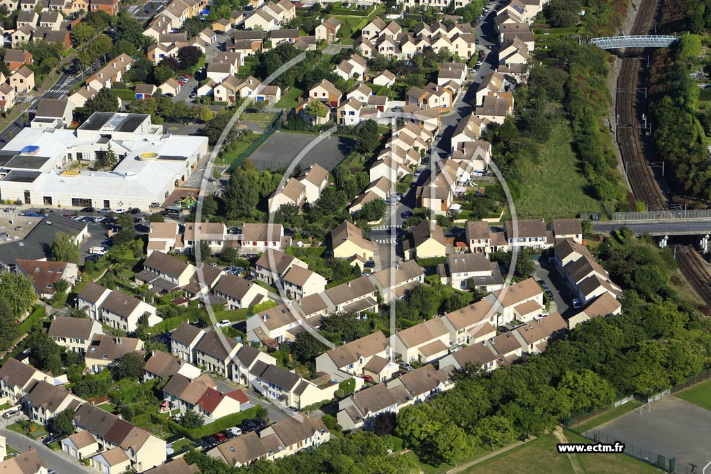 Photo arienne de Cergy (le Bontemps)