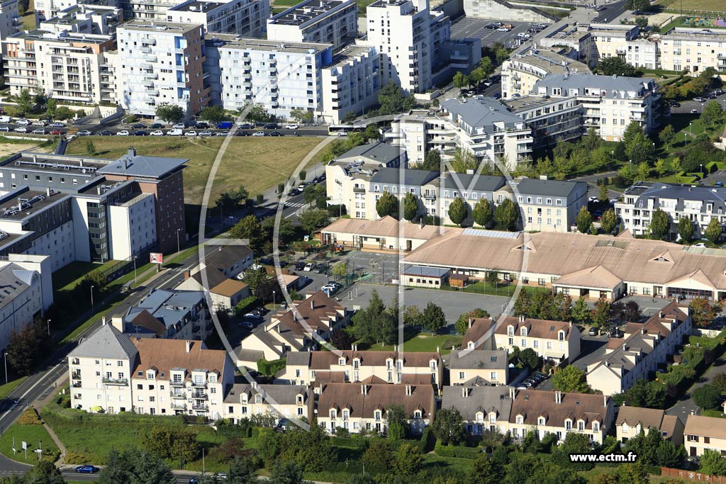 Photo arienne de Cergy (le Hazay)