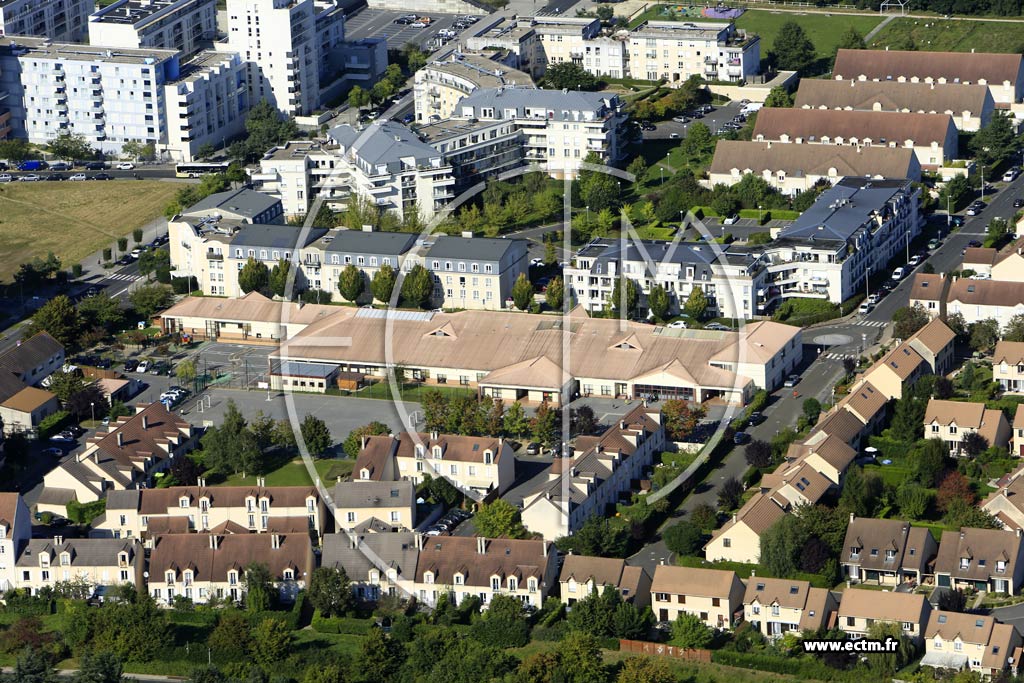 Photo arienne de Cergy (le Hazay)