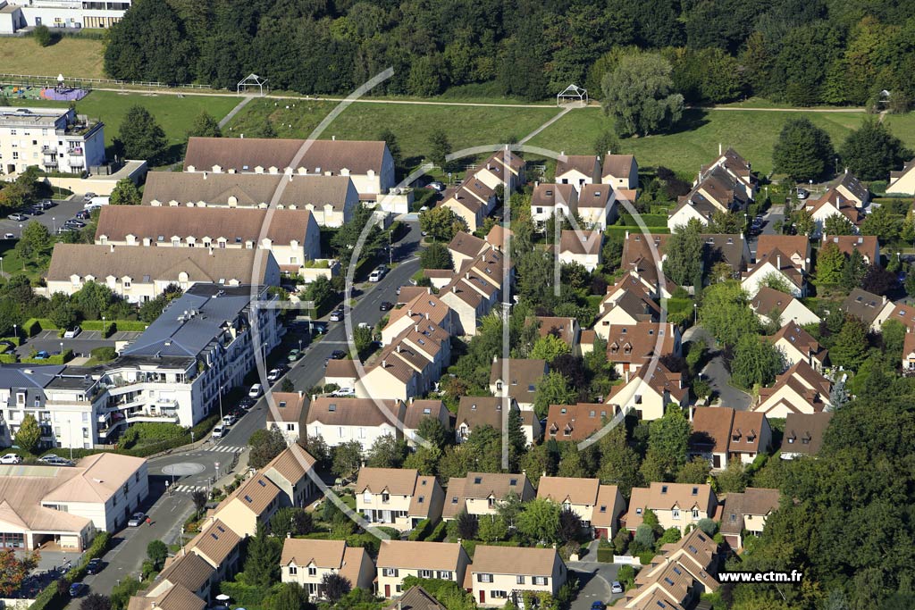 Photo arienne de Cergy (le Hazay)