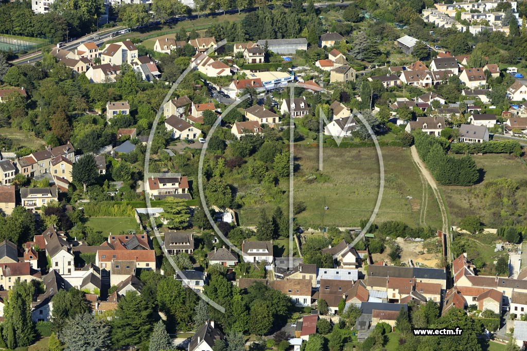 Photo arienne de Cergy (le Mnandon)