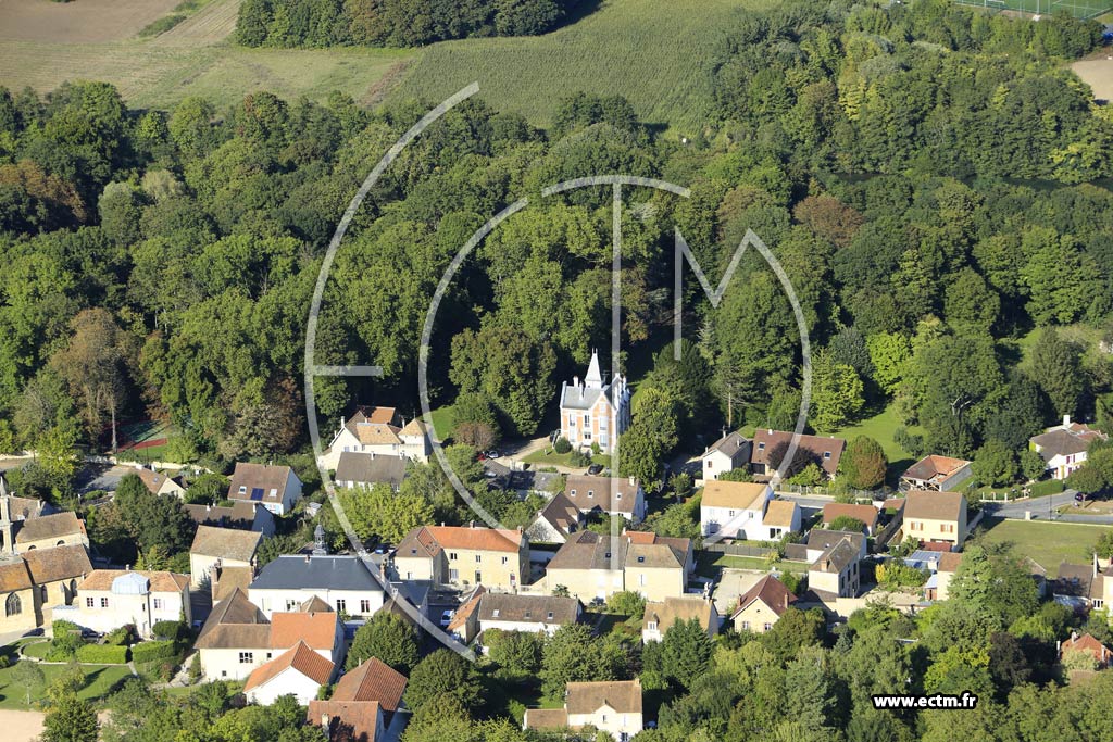 Photo arienne de Jouy-le-Moutier (la Fontaine Bnite)