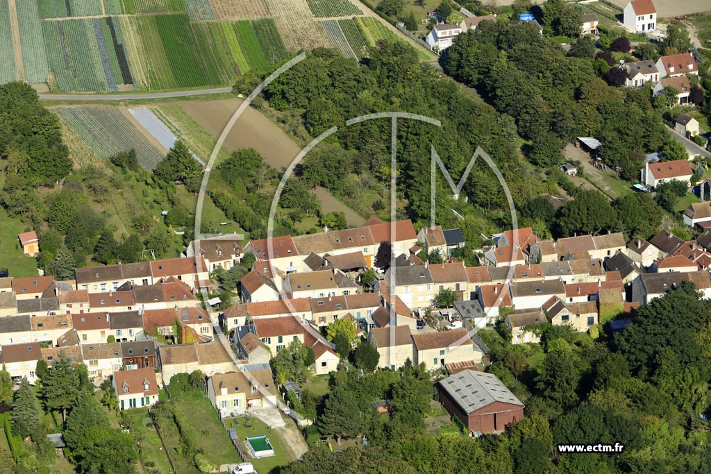 Photo arienne de Neuville-sur-Oise