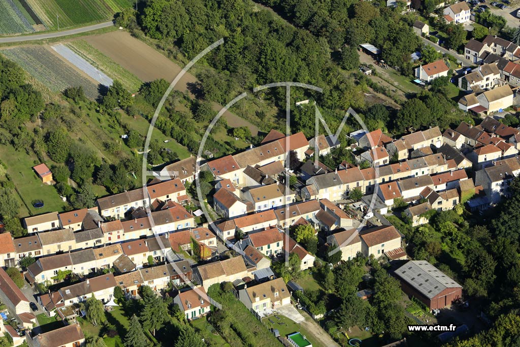 Photo arienne de Neuville-sur-Oise