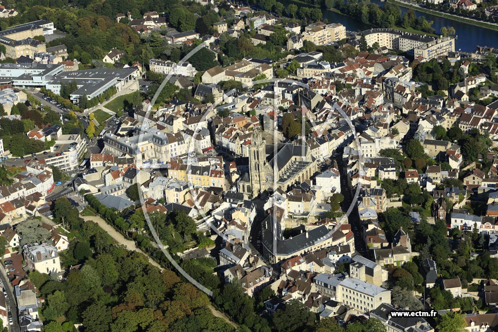 Photo arienne de Pontoise (Centre)