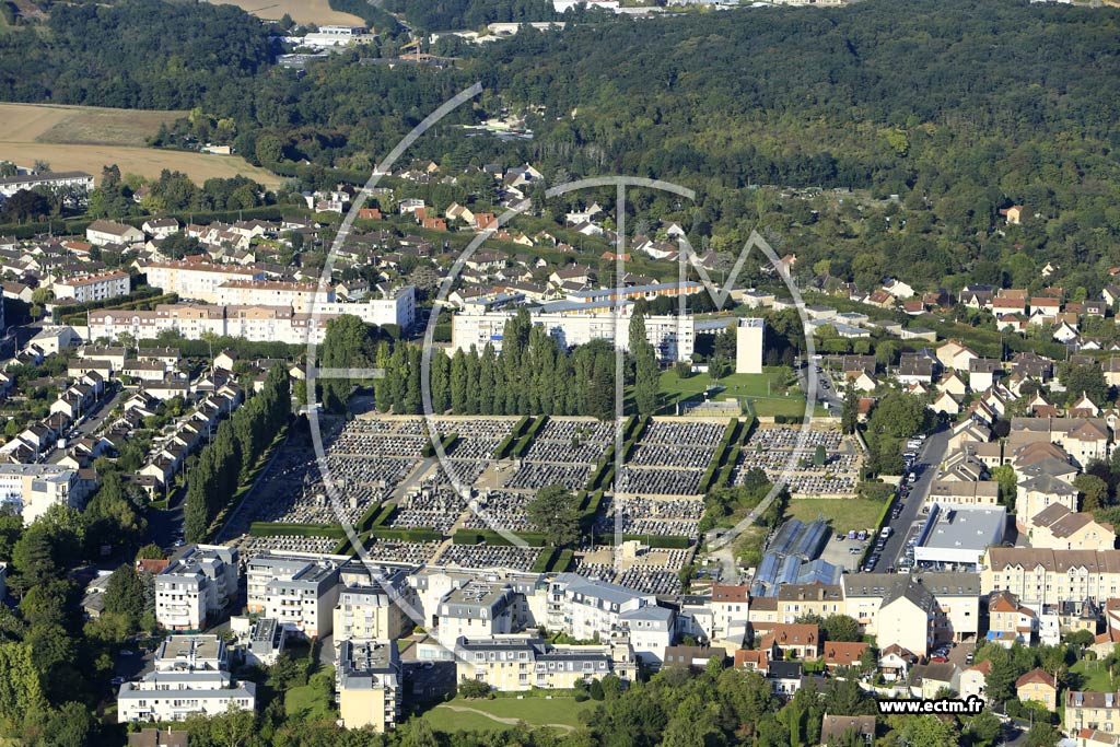 Photo arienne de Pontoise (les Cordeliers)