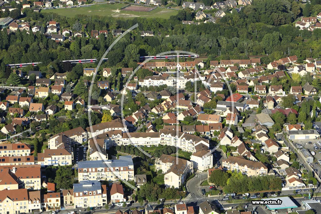 Photo arienne de Saint-Ouen-l'Aumne (Coix des Pointes)