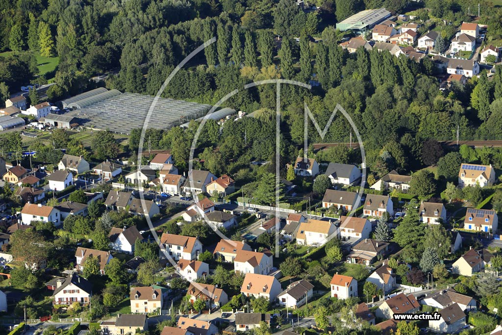 Photo arienne de Saint-Ouen-l'Aumne (Coix des Pointes)