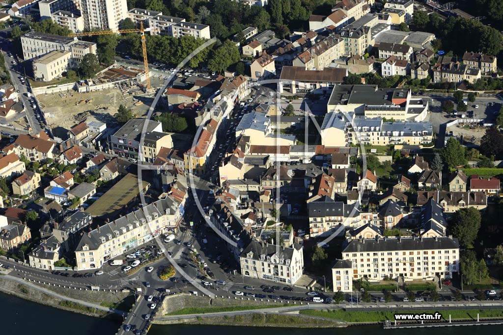 Photo arienne de Saint-Ouen-l'Aumne (Quartier de la Rue du Mail)