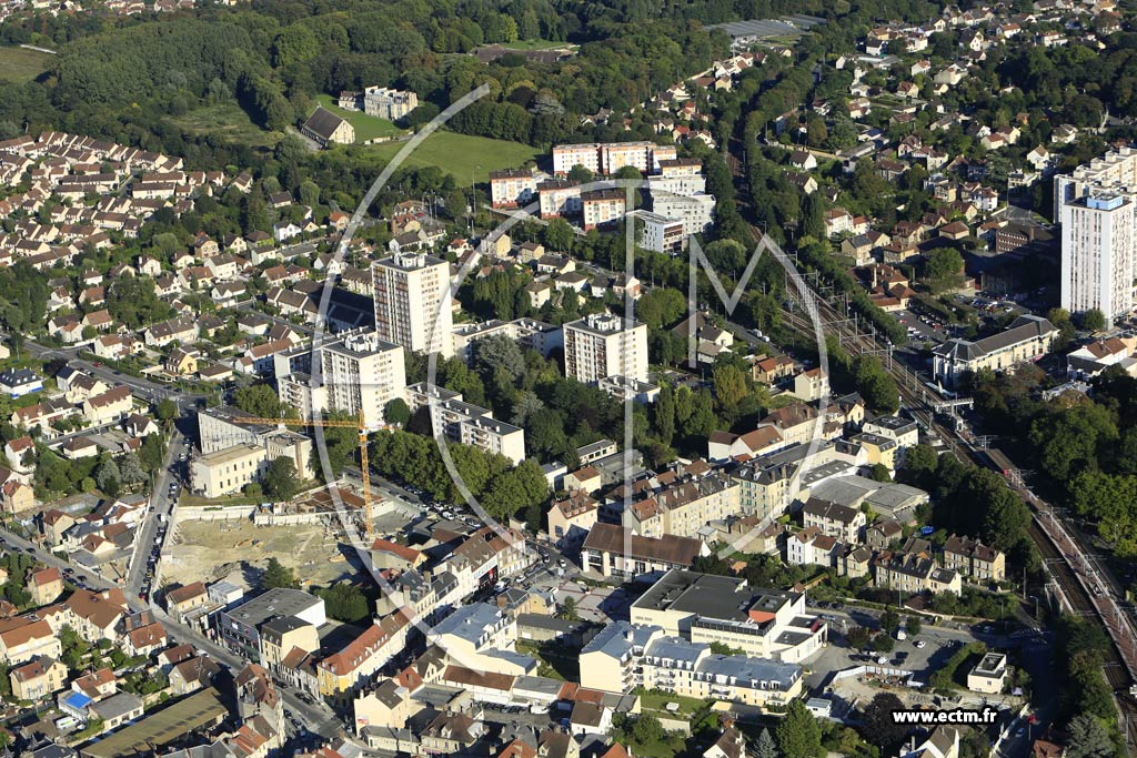 Photo arienne de Saint-Ouen-l'Aumne (Quartier de la Rue du Mail)