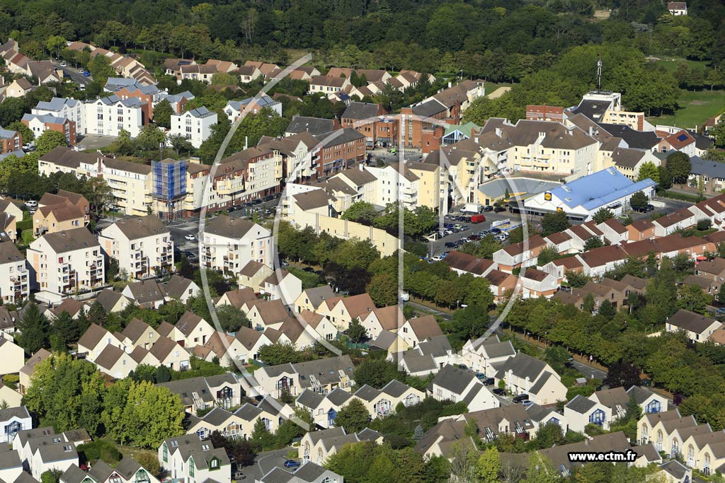 Photo arienne de Vaural (les Longues Terres)