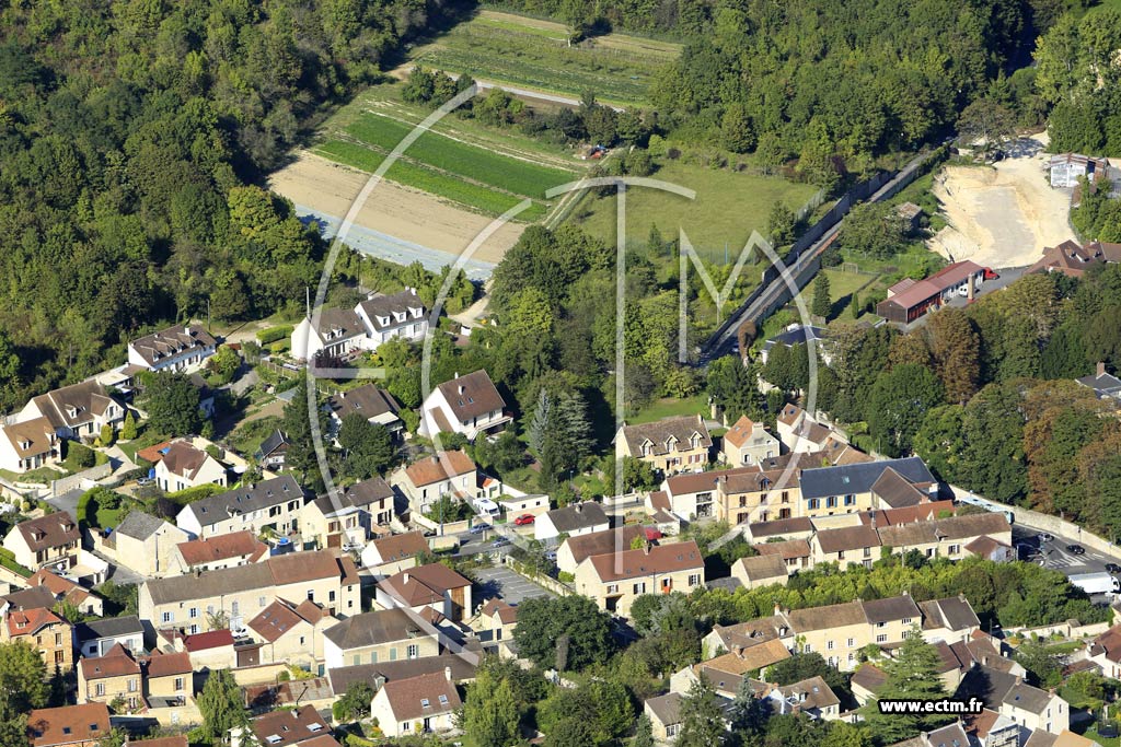 Photo arienne de Vaural (les Marais)