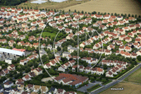 91280 Saint-Pierre-du-Perray - photo - Saint-Pierre-du-Perray (la Croix Rouge - les Longs Rayons)
