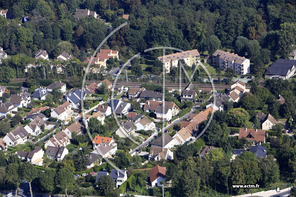 Photo arienne de Bivres (la Valle)