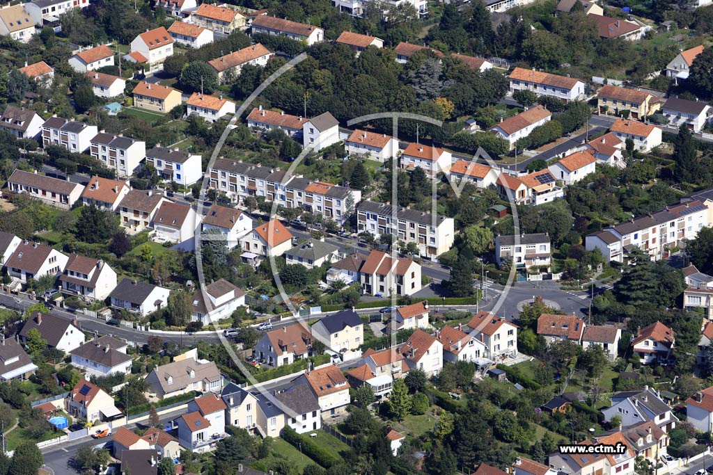 Photo arienne de pinay-sur-Orge (la Terrasse)